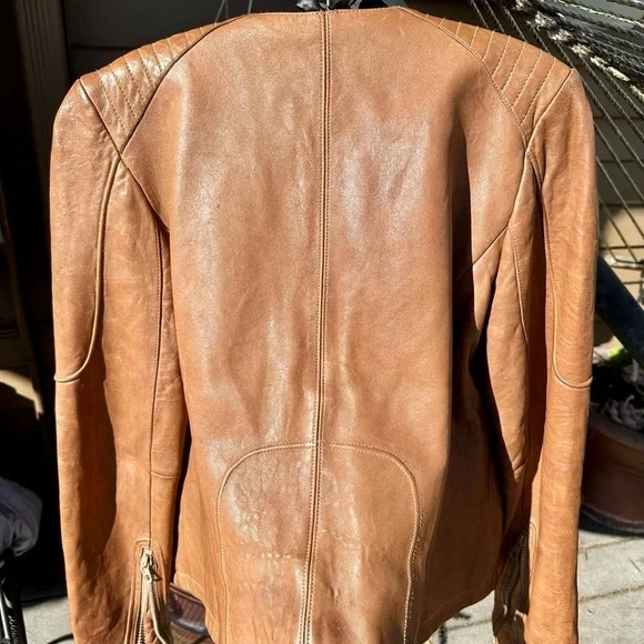 Xl Gap Edition vintage leather coat in cognac color. Buttery soft w cool details - Picture 14 of 16